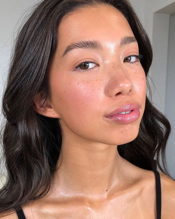 Blush em Pó Multiuso: Nos Olhos, Lábios e Contorno - ideia