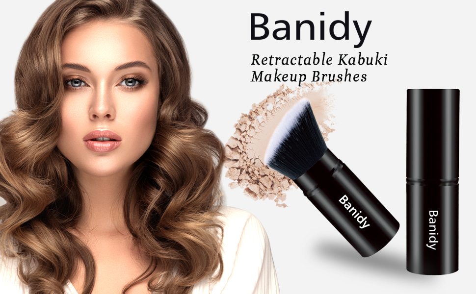 Blush em Pó Aplicado com Pincel Kabuki para um Efeito Aerado - ideia