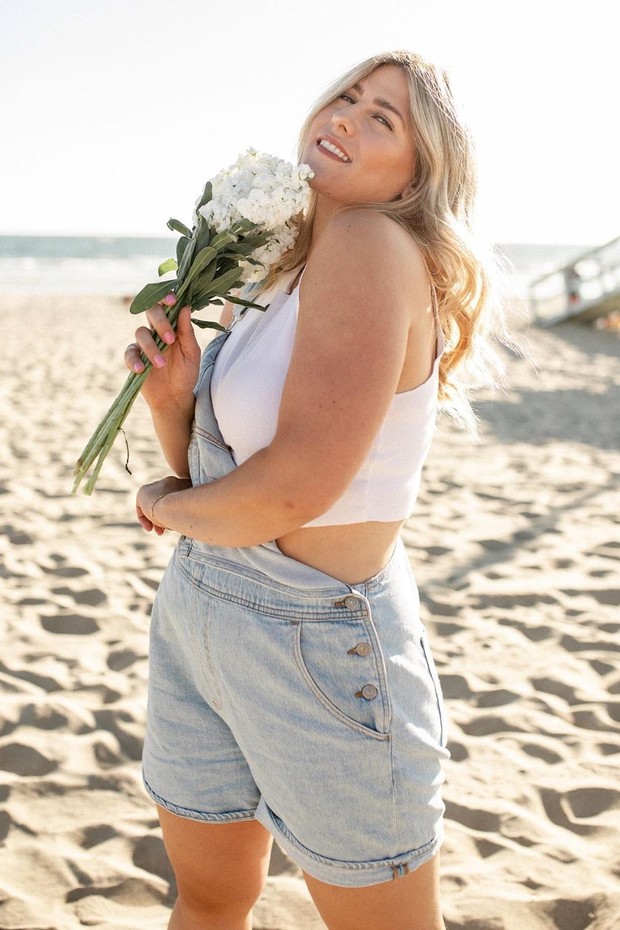 Macacão Jeans Customizado com Patchwork: Uma Explosão de Criatividade - inspiração 2