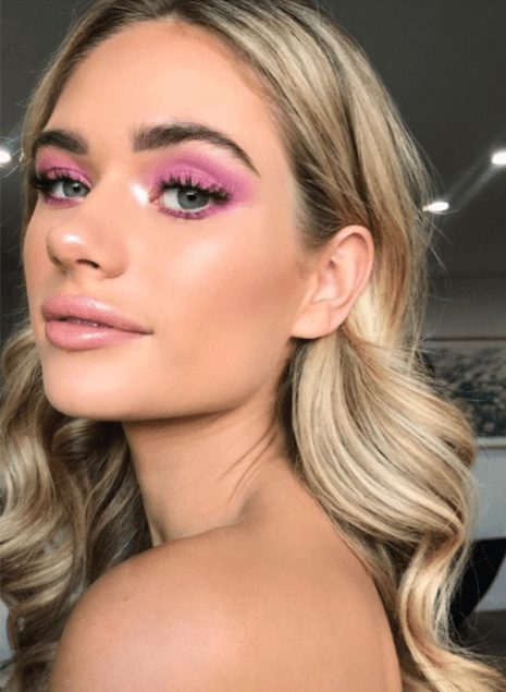 Maquiagem Monocromática Rosa: Delicadeza e Modernidade - detalhe