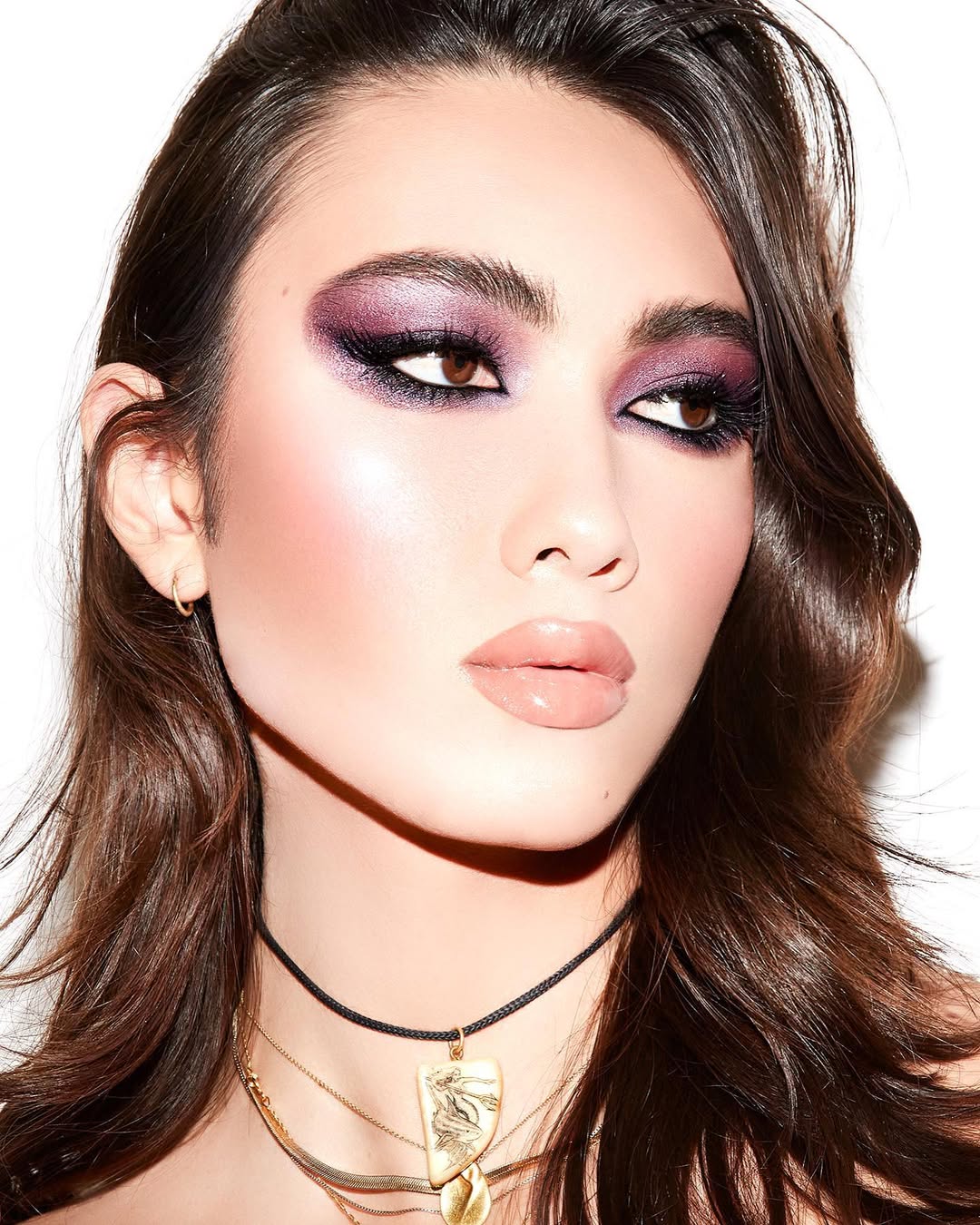 Olhos Preto Gótico Suave: Intensidade e Atitude - detalhe