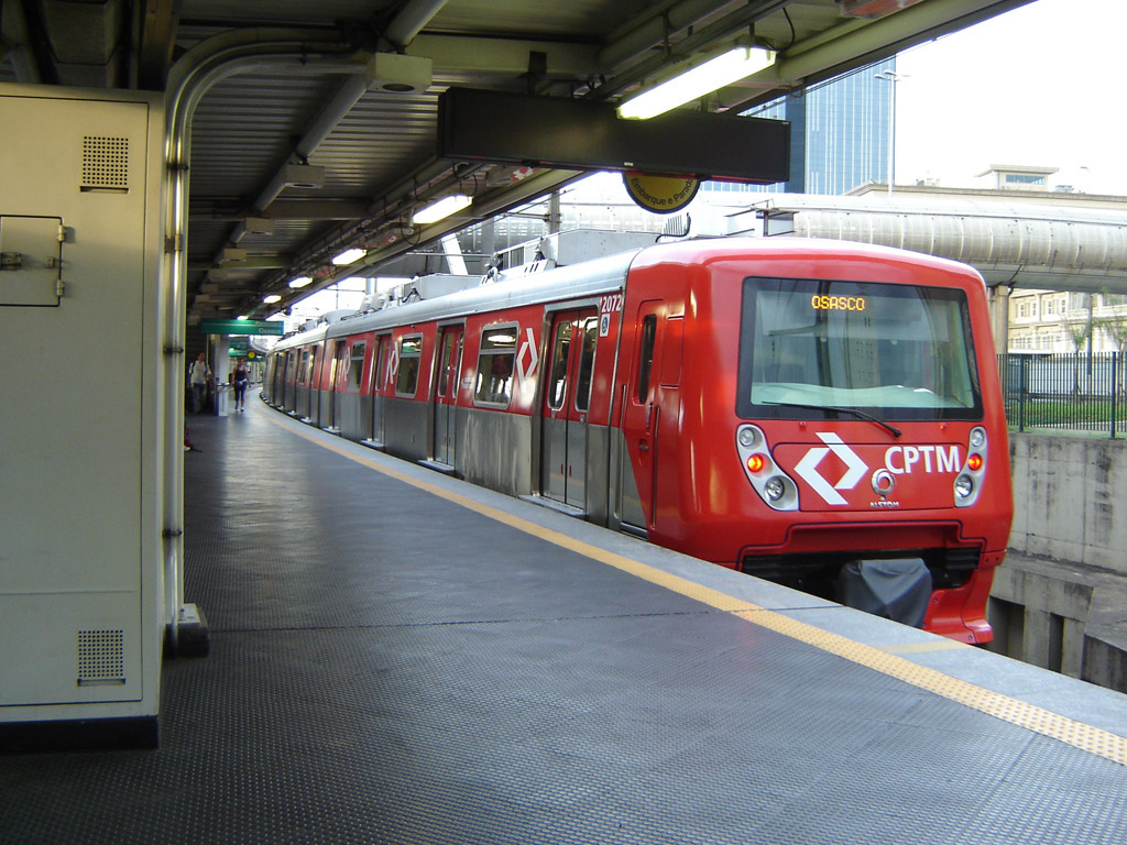 Os planos de candidatos incluem propostas distintas para a CPTM e o Metrô.